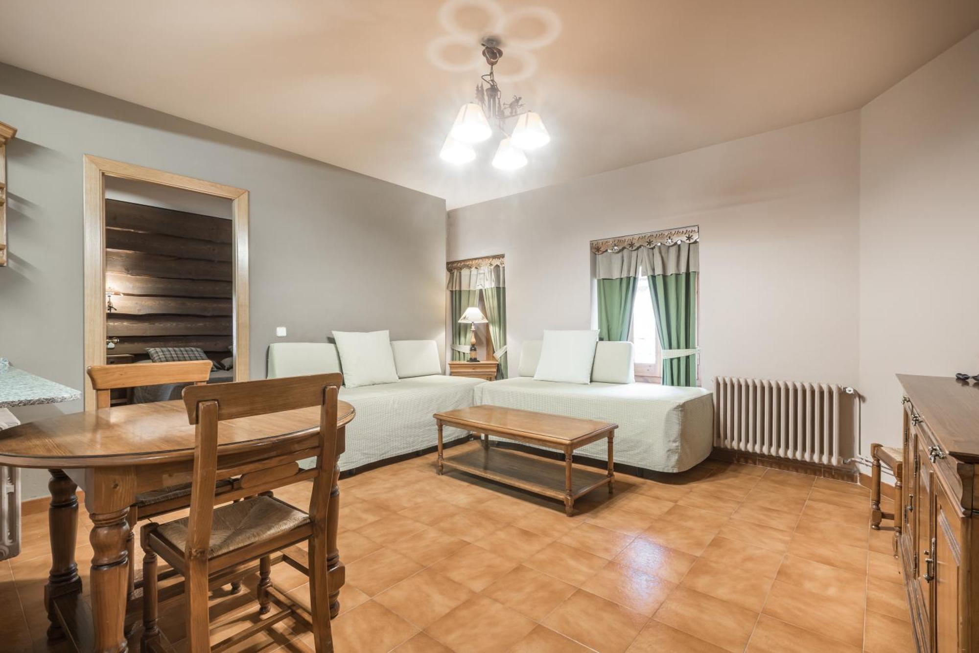 Apartamentos Serrano Vielha Exterior foto
